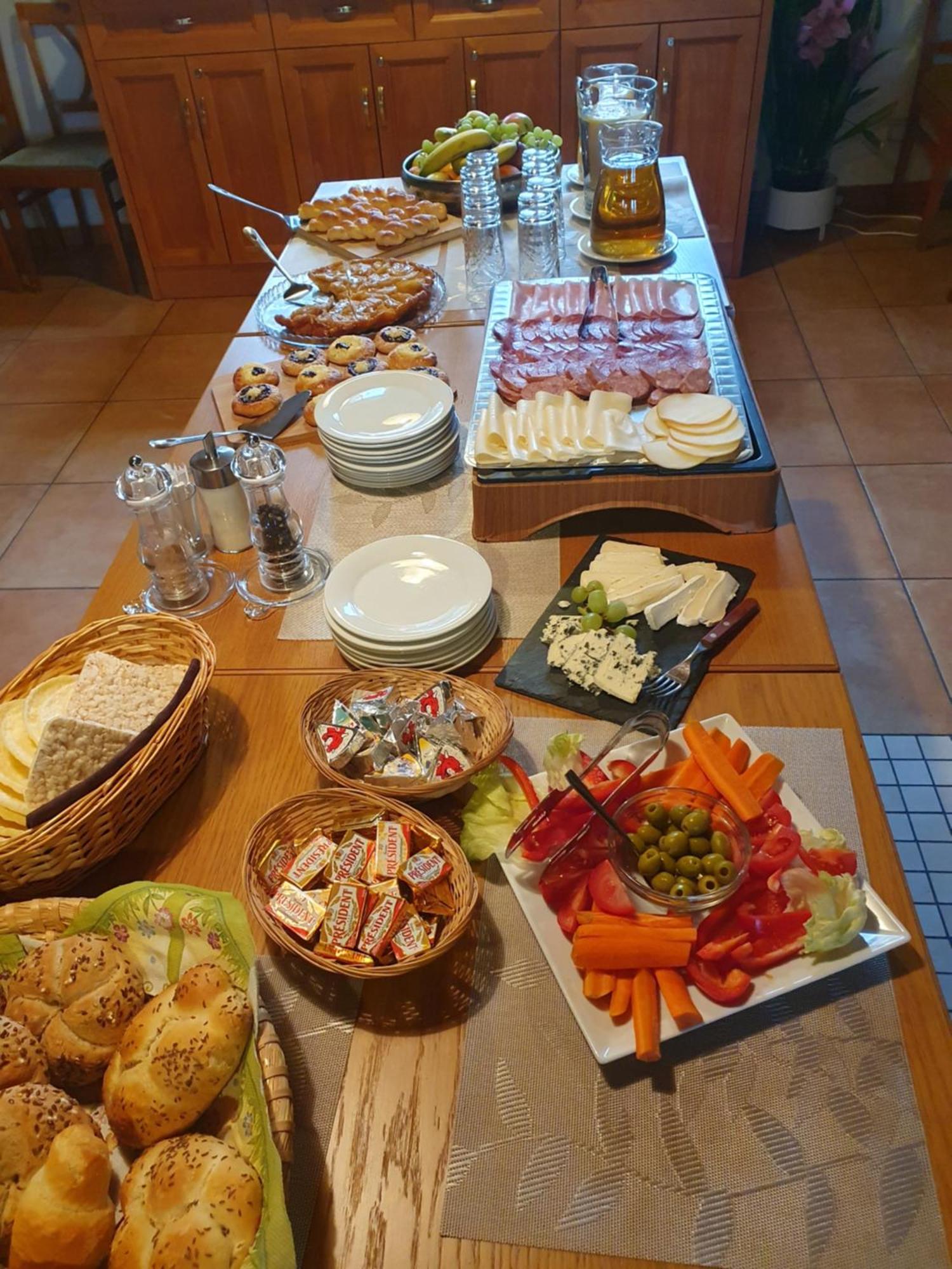 Hotelovy A Jezdecky Areal Dvur Krutenice 외부 사진