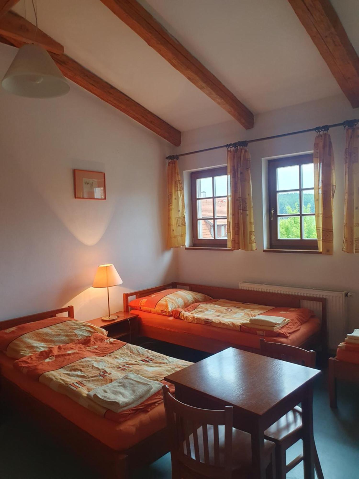 Hotelovy A Jezdecky Areal Dvur Krutenice 외부 사진